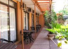 Desert Rose Inn - Accommodation in Brisbane 0