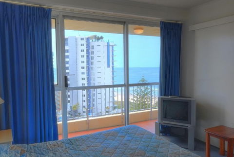Surfers Beachside Holiday Apartments - Accommodation in Brisbane 2