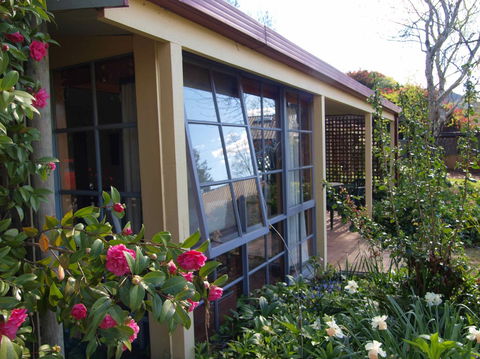 Bright Highland Valley Cottages - Accommodation in Brisbane 1