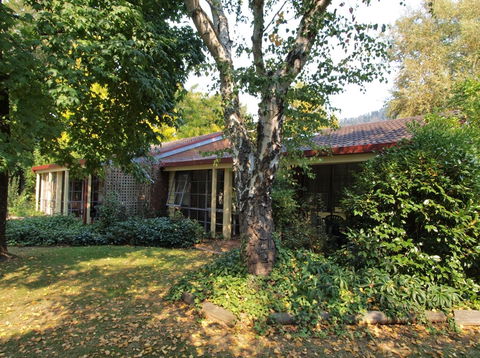 Bright Highland Valley Cottages - Accommodation in Brisbane 5
