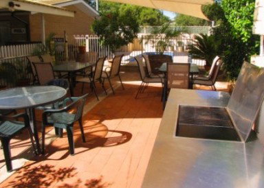 White Gum Motel - Accommodation in Brisbane 1