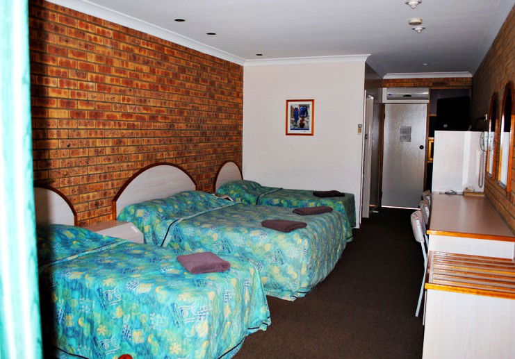 Longreach QLD Accommodation in Brisbane