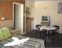 The Entrance Motel - Accommodation in Brisbane 3