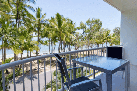 Agincourt Beachfront Apartments - Accommodation in Brisbane 2