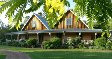 Carriages Country House - Accommodation in Brisbane