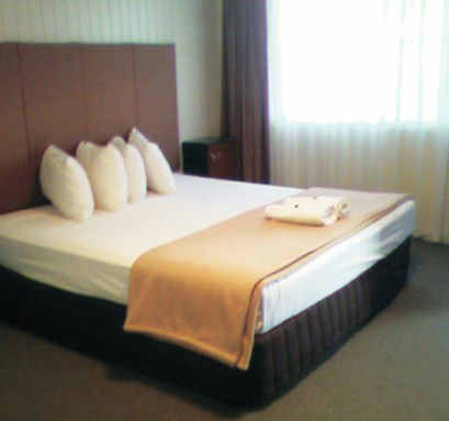 Country Plaza Motor Inn - Accommodation in Brisbane 2