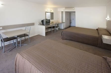 Sandors Motor Inn - Accommodation in Brisbane 2