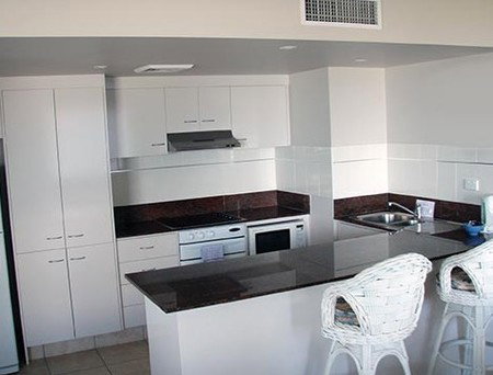 Paros On The Beach - Accommodation in Brisbane 4