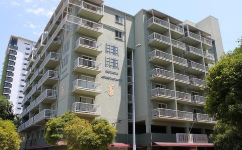 Luma Luma Holiday Apartments - Accommodation in Brisbane 5
