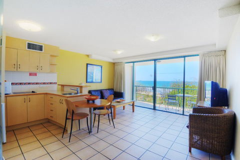Grand Palais Beachside Resort - Accommodation in Brisbane 4