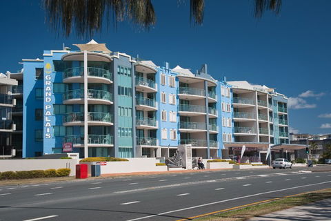 Grand Palais Beachside Resort - Accommodation in Brisbane 7