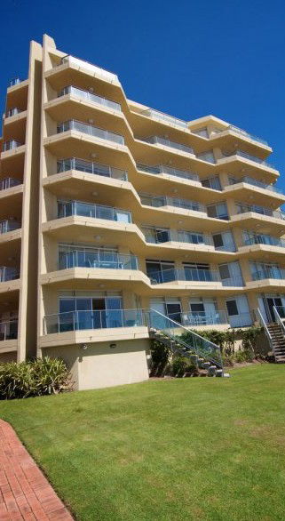 Foreshore Apartments, Mermaid Beach - Accommodation in Brisbane 1