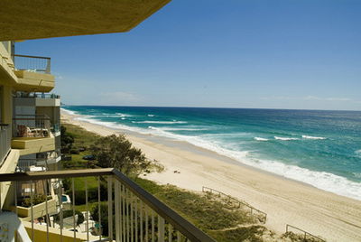 Foreshore Apartments, Mermaid Beach - Accommodation in Brisbane 6