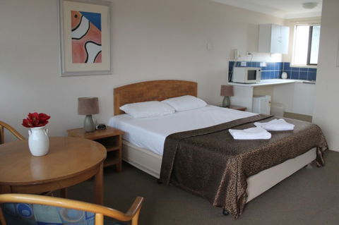 A' Montego Mermaid Beach Motel - Accommodation in Brisbane 1