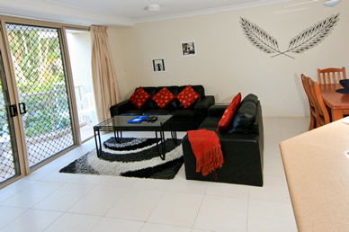Miami Beachside Apartments - Accommodation in Brisbane 7