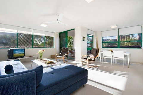 Headland Gardens Holiday Apartments - Accommodation in Brisbane 1
