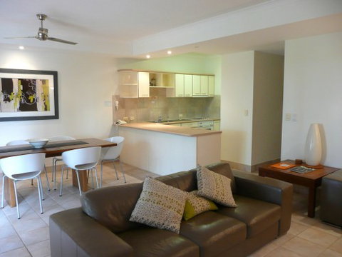 Bermuda Villas - Accommodation in Brisbane 4