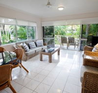 Driftwood Mantaray On Macrossan - Accommodation in Brisbane