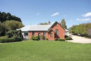 Woodend Old School House Bed And Breakfast - Accommodation in Brisbane 0