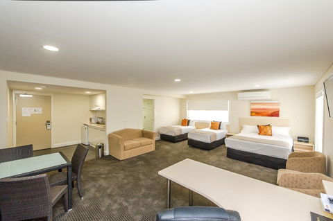 Belconnen Way Motel And Serviced Apartments - Accommodation in Brisbane 9