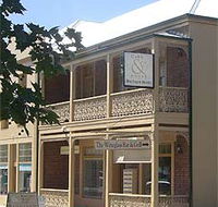 Cobb  Co Court Boutique Hotel - Accommodation in Brisbane