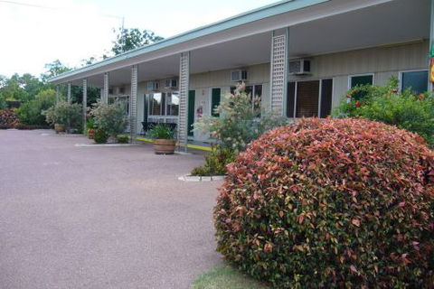 Barcaldine Motel & Villas - Accommodation in Brisbane 3