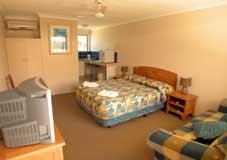Montego Mermaid Beach Motel - Accommodation in Brisbane 0