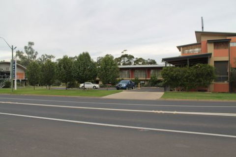 Forbes Victoria Inn - Accommodation in Brisbane 0