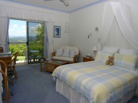 Ninderry Manor Luxury Retreat B&B - Accommodation in Brisbane 0
