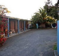 La Cochon Rose Motel amp Art Gallery - Accommodation in Brisbane
