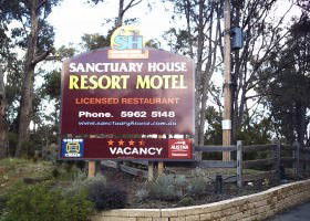 Sanctuary House Resort Motel - Healesville - Accommodation in Brisbane 1
