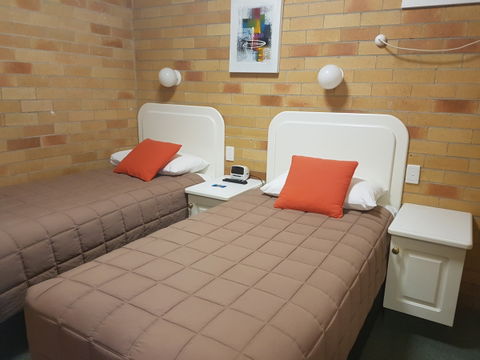 Cousins Motor Inn - Accommodation in Brisbane 14