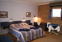 Deer Park Motor Inn - Accommodation in Brisbane 1