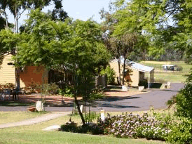 Helidon Natural Springs Spa Resort Motel - Accommodation in Brisbane 0