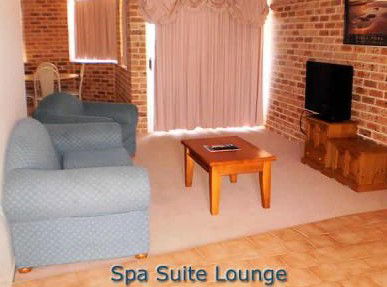 Lake Haven Motor Inn - Accommodation in Brisbane 5