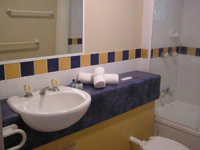Nautilus Holiday Apartments - Accommodation in Brisbane 5