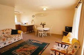Birralee Holiday Villas - Accommodation in Brisbane 1