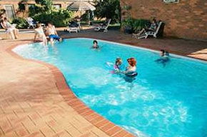 Birralee Holiday Villas - Accommodation in Brisbane 2