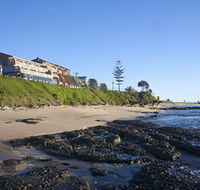Oceanfront Motel - Accommodation in Brisbane