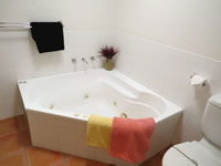 Crown Apartments Merimbula - Accommodation in Brisbane 5