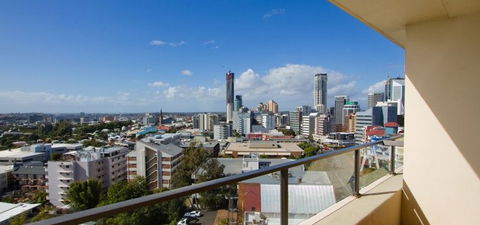Summit Apartments Hotel - Accommodation in Brisbane 3
