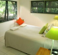 The Retreat Beach Houses - Accommodation in Brisbane