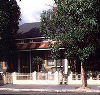 Sparrow Cottage - Accommodation in Brisbane