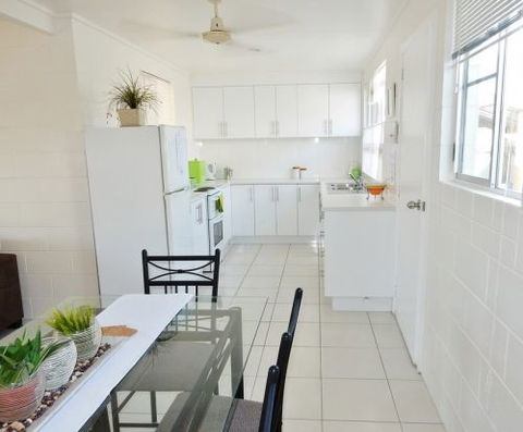 Lucinda Holiday Rentals  - Accommodation in Brisbane 1