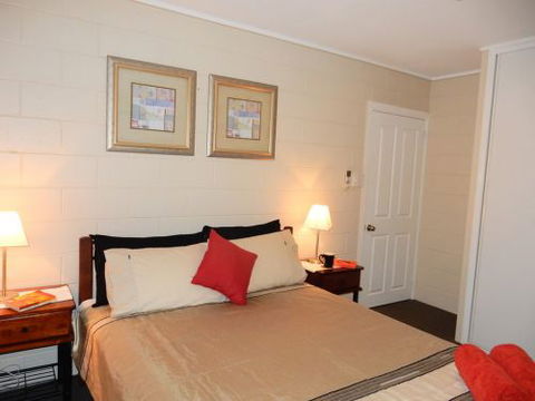 Lucinda Holiday Rentals  - Accommodation in Brisbane 2