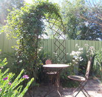 Robyn's Nest Country Cottages - Accommodation in Brisbane