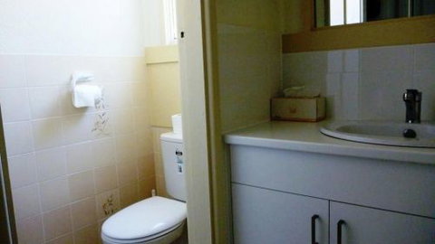 Hibiscus Heights - Accommodation in Brisbane 8