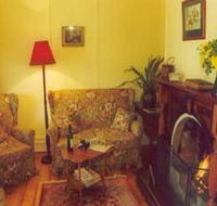 Gold Creek Cottage - Accommodation in Brisbane