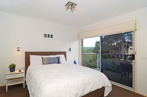 Barrakee Beach House - Accommodation in Brisbane 6