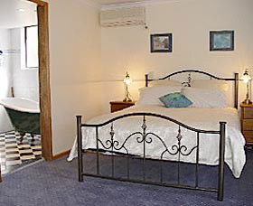 Lavender House By The Sea - Accommodation in Brisbane 0